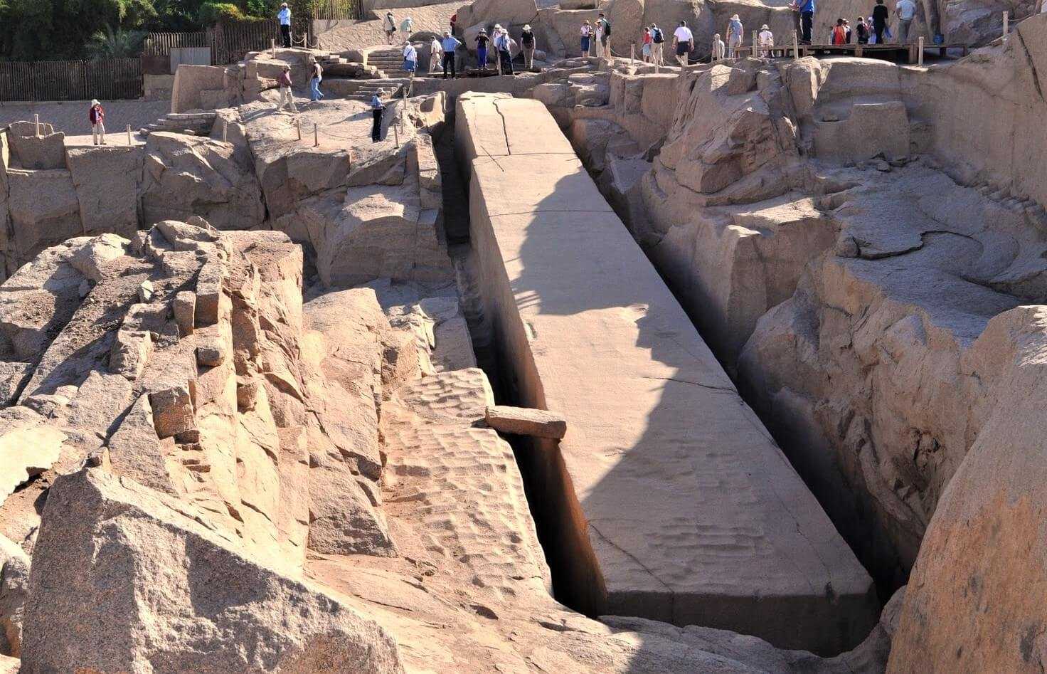 Der unvollendete Obelisk